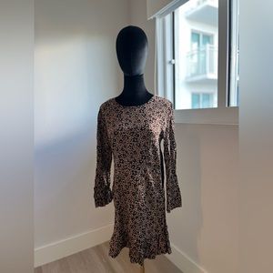 STRADIVARIUS Animal Print long sleeve mini dress - size S - 🐆- preloved